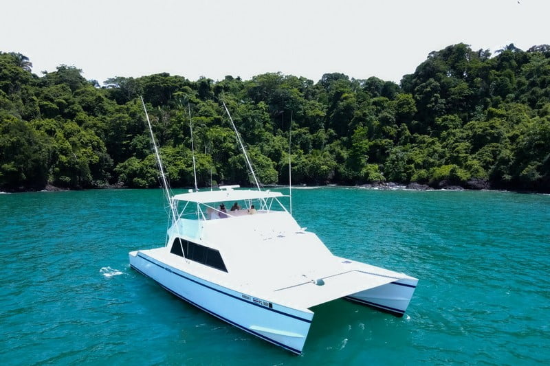 manuel antonio yacht rental